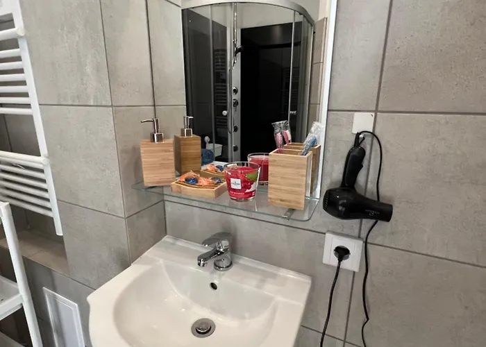 Stanislawa 5 Apartment *